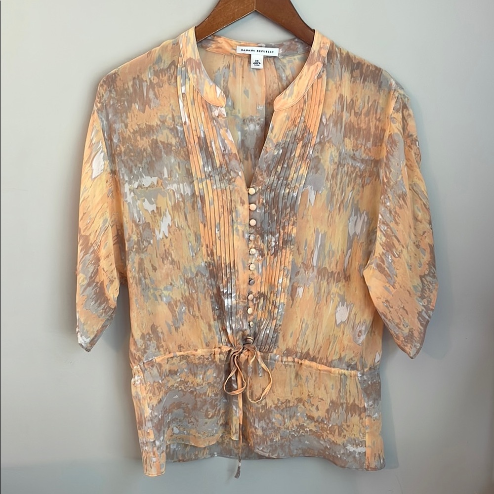 Y2K Banana Republic XS Silk Kimono style Peach blouse